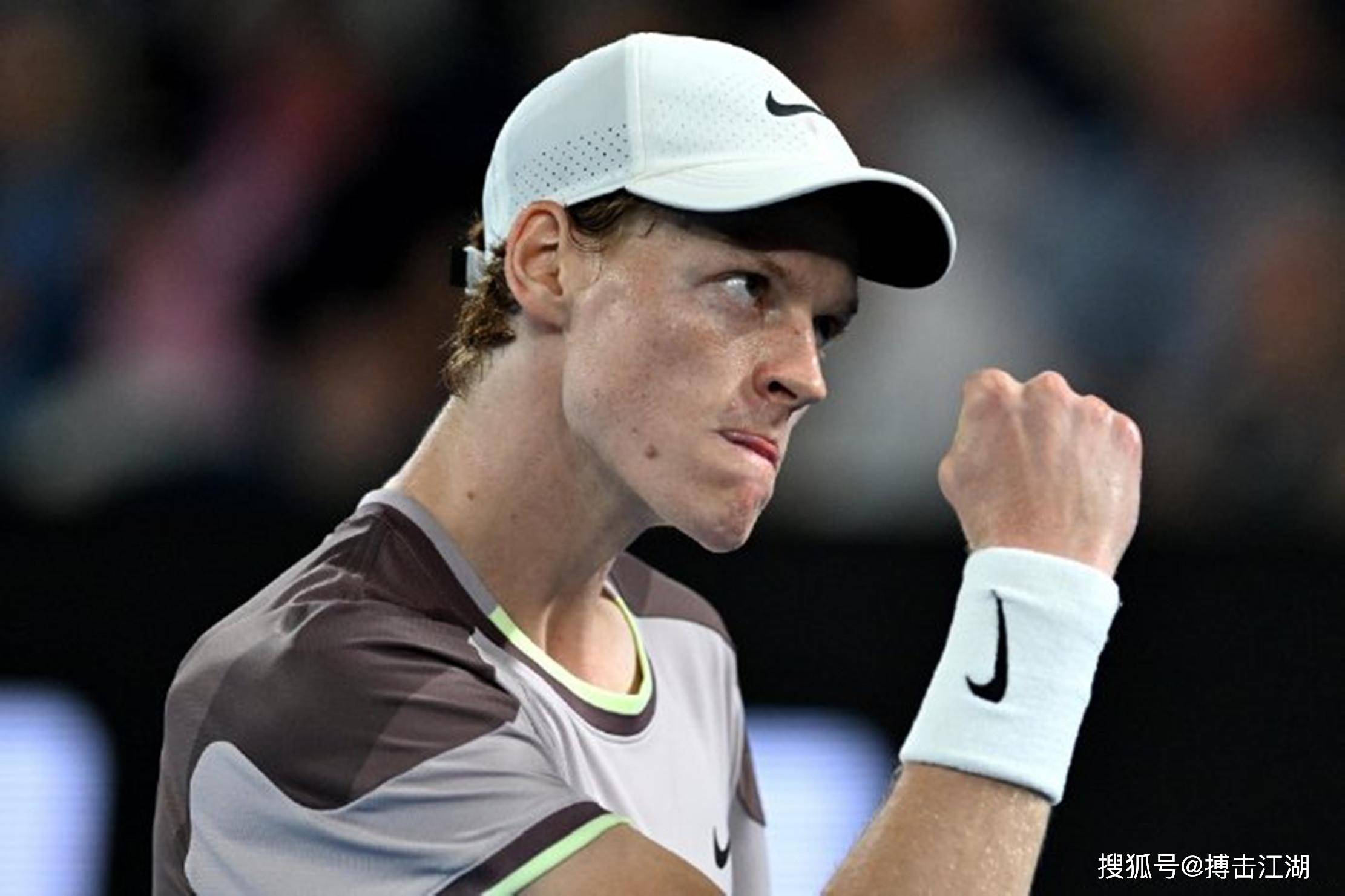 爆冷引爆全场！，德约科维奇意外战胜MAD全场沸腾不已-爱游戏娱乐