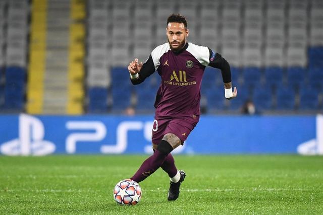 包含内马尔官方宣布晋级下一阶段新规，法国队引发争议！观众掌声雷动的词条-爱游戏